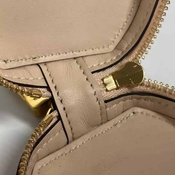 LOUIS VUITTON GI0495 Monogram Etui-Earphone Airpods Bag Charm case - Picture 13 of 13